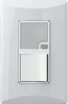 Interruptor 15A 120V con luz LED guia blanco Plata Eagle 1024-W