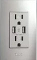 Tomacorriente doble 15A 125V TR con USB 4.8V plateado T&J Eagle 8054-PL