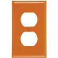 Placa doble plastica para tomacorriente naranja Eagle 2132-RN