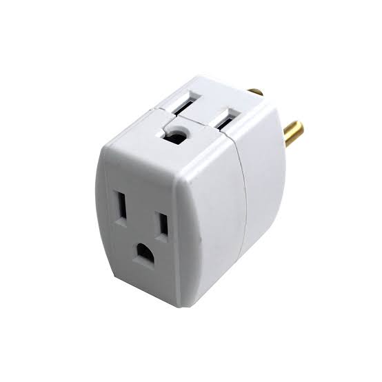 Enchufe trifulcador polarizado 3 salidas 15A 110V Eagle 1170